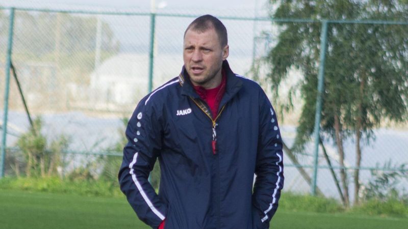 Денис Попов