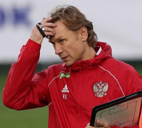 Валерий Карпин